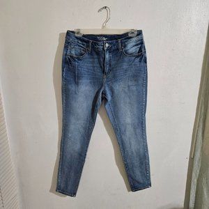 Time and Tru Size 12 High Rise Skinny Jeans